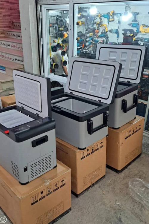 یخچال و فریزر صندوقی کامیون DWR سایز ۳۰ لیتری – کمپرسوردار، دیجیتال و ضد لرزش