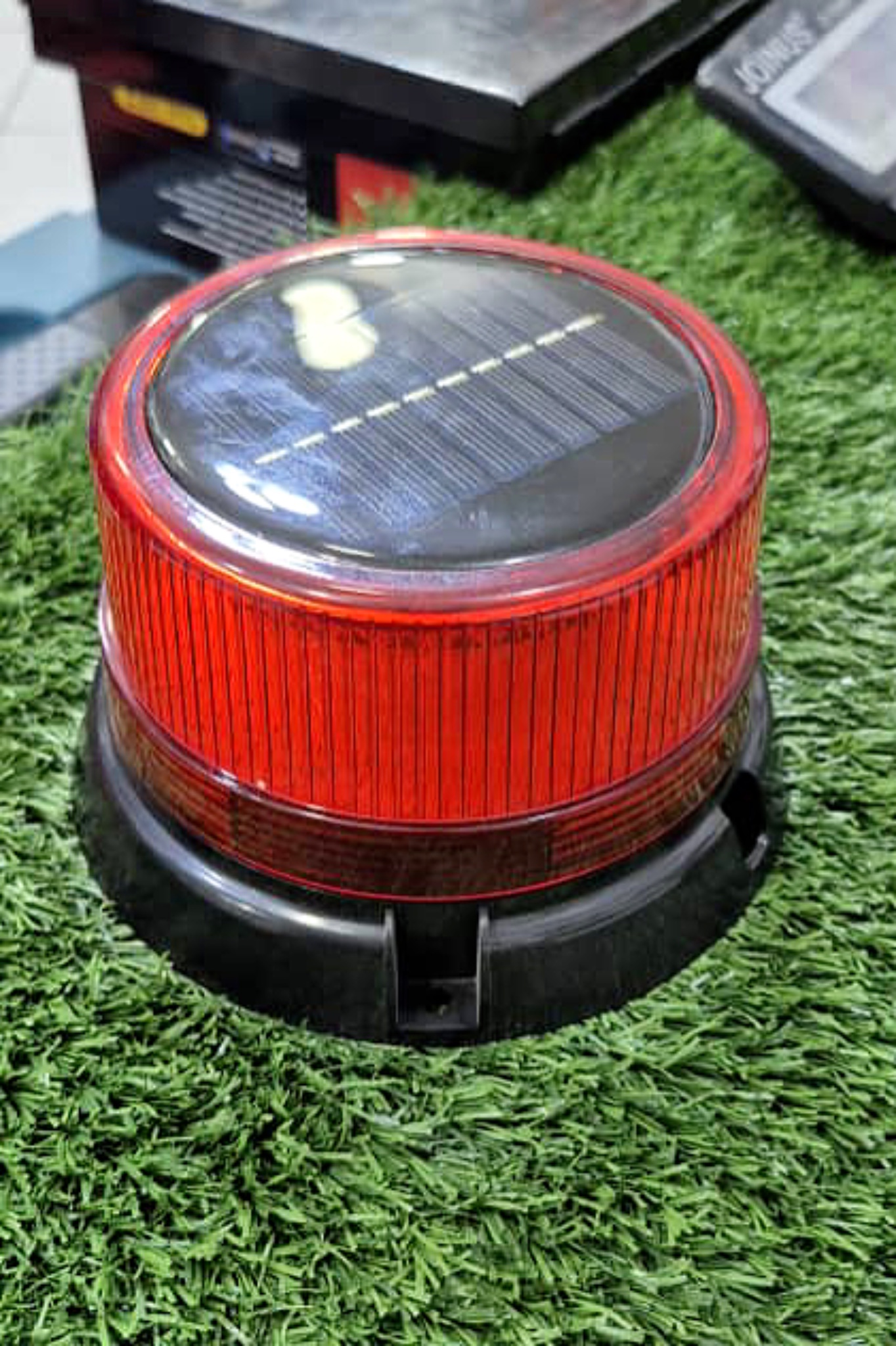 چراغ گردان خورشیدی LED هشدار و ایمنی با پایه آهنربایی ضد آب